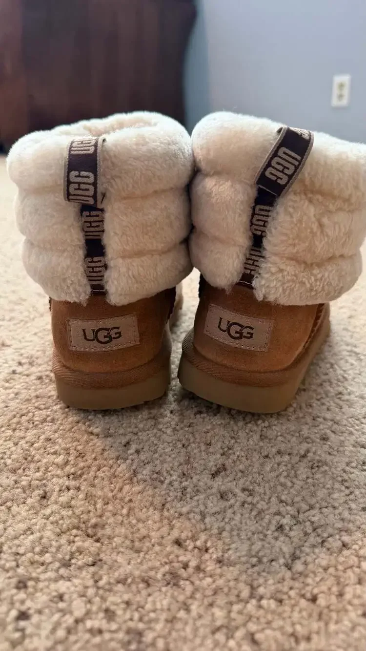 UGG Kids Fluff Mini Quilted Boots in Chestnut